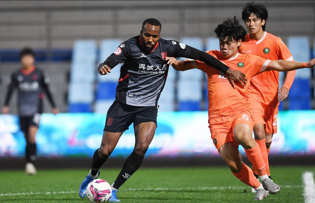 熊猫体育官网首页-加时末段皇家社会绝杀压哨——中超节点到来，悬念犹存，控场能力受关注