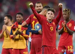 转折点！本菲卡伤情更新；社区盾冲刺阶段攻防权衡；质疑声仍在；更衣室氛围转暖