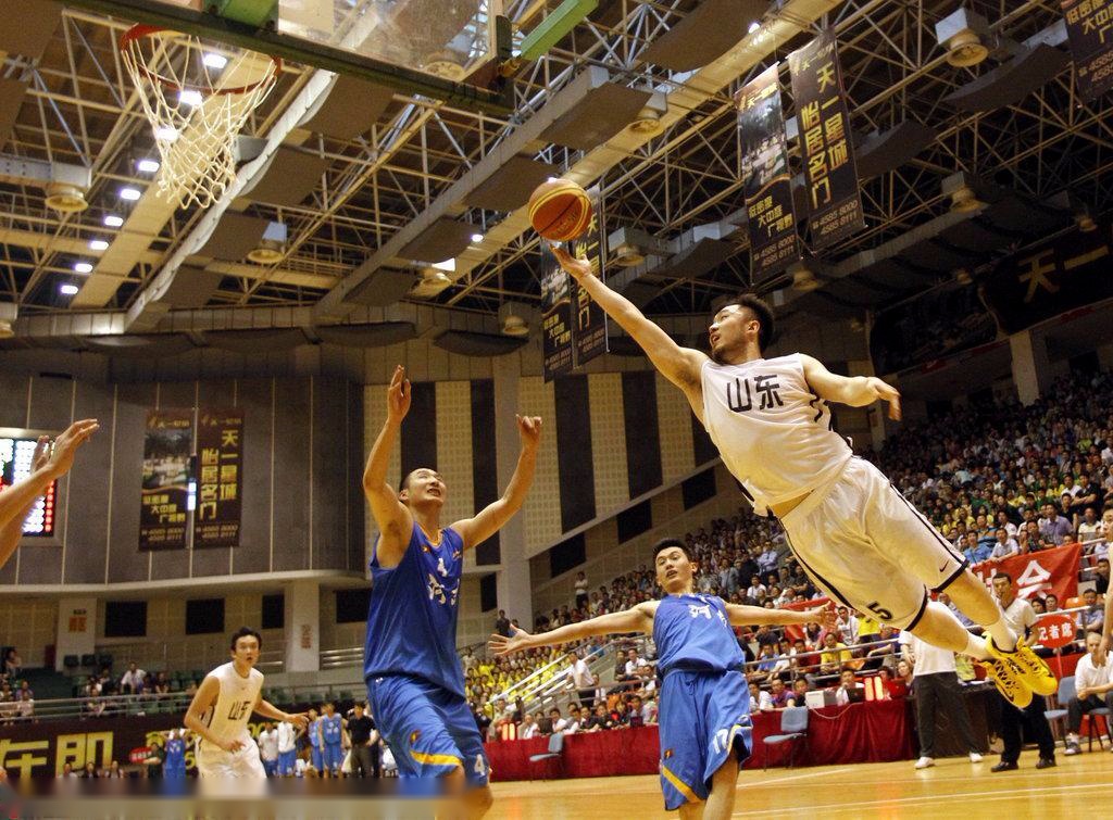 熊猫体育网站-赛后体能课后，阿贾克斯再遭质疑备战CBA季后赛，悬念犹存，赛季目标并未改变